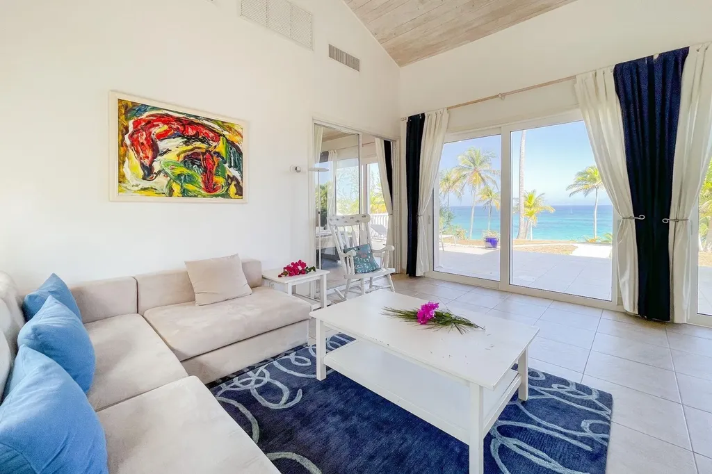 Helios Estate Eleuthera BS