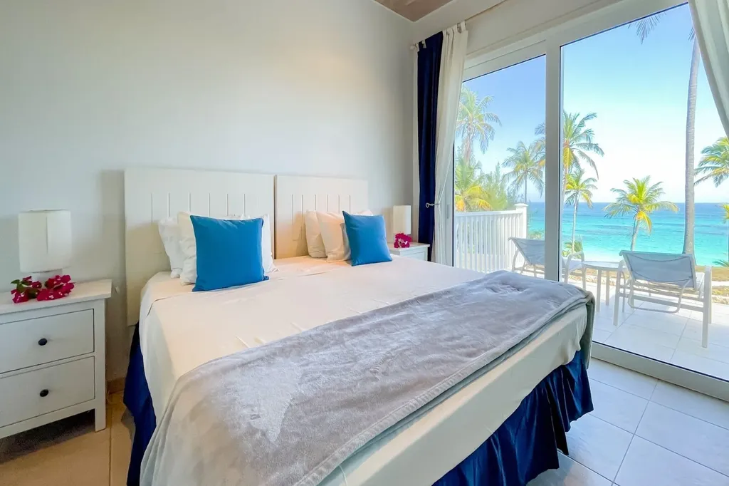 Helios Estate Eleuthera BS