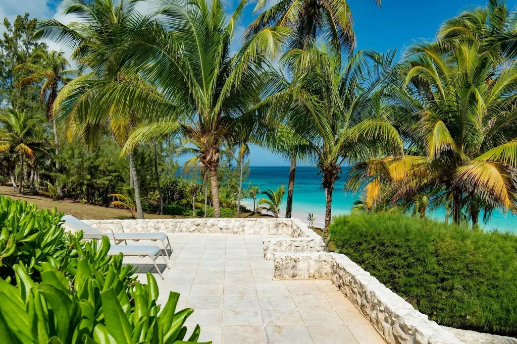 Helios Estate Eleuthera BS