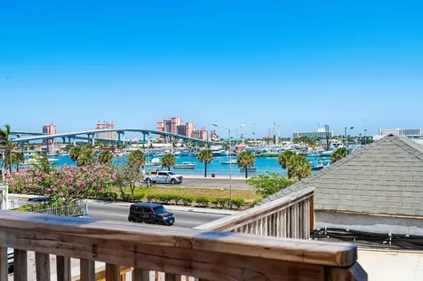 East Bay Street 83 New Providence Paradise Island BS