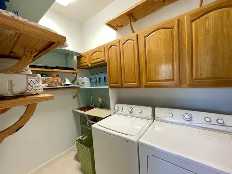 3/2 Harbour View Home Long Island BS