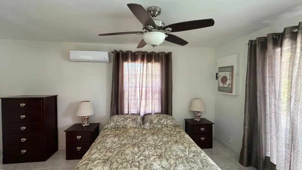 Elysium Signal Light Road Eleuthera BS