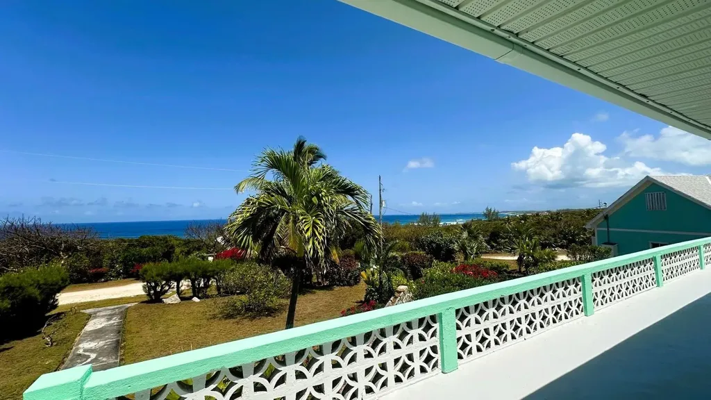Elysium Signal Light Road Eleuthera BS