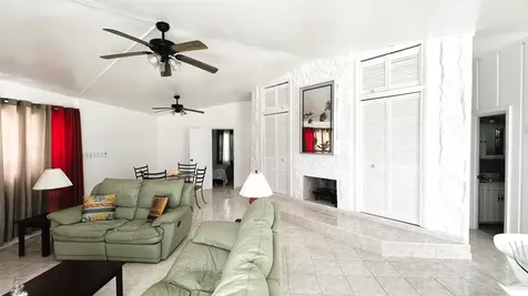 Elysium Signal Light Road Eleuthera BS