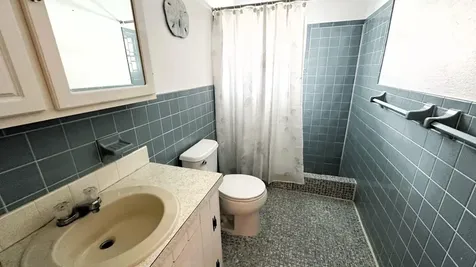 Elysium Signal Light Road Eleuthera BS