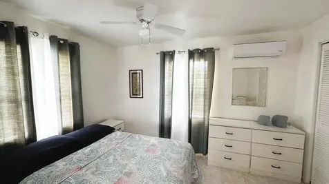 Elysium Signal Light Road Eleuthera BS