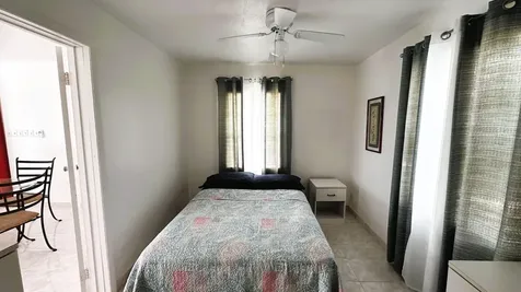 Elysium Signal Light Road Eleuthera BS