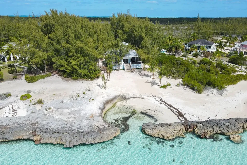 Beachfront Oasis Eleuthera BS