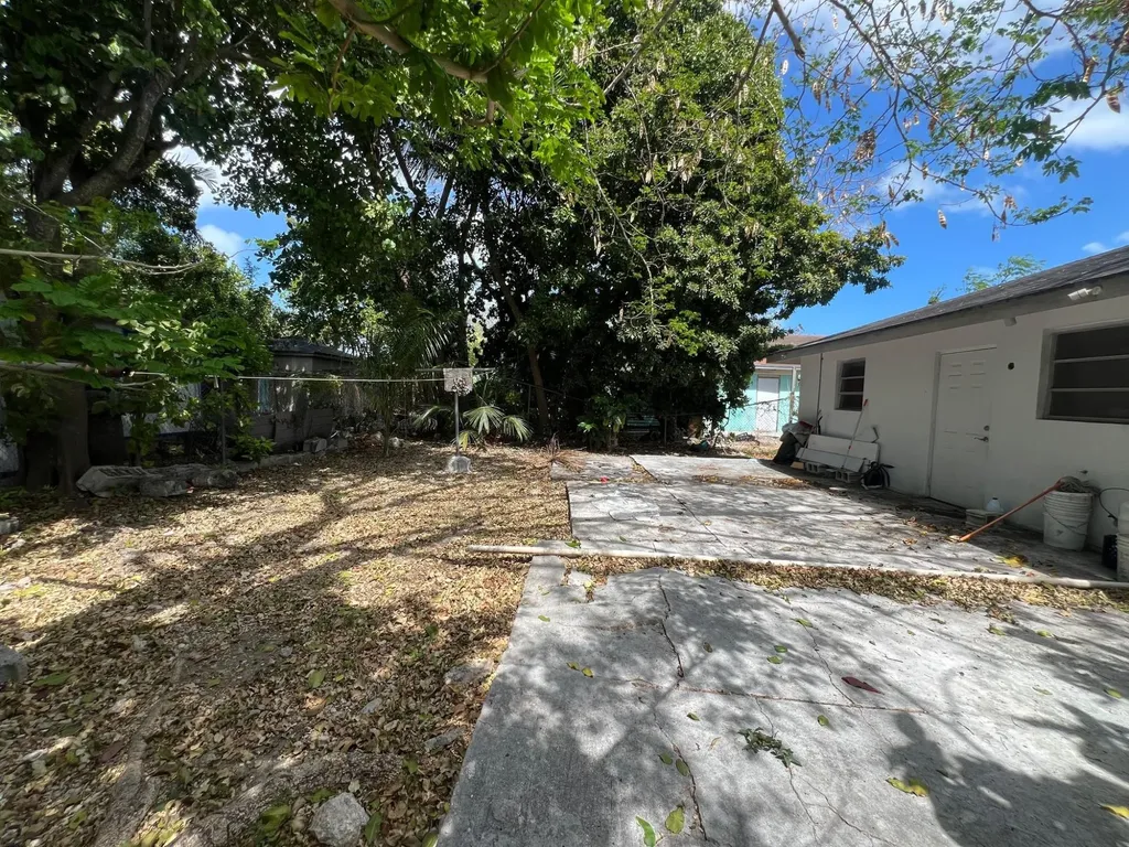 Adderley's Terrace 5 New Providence Paradise Island BS