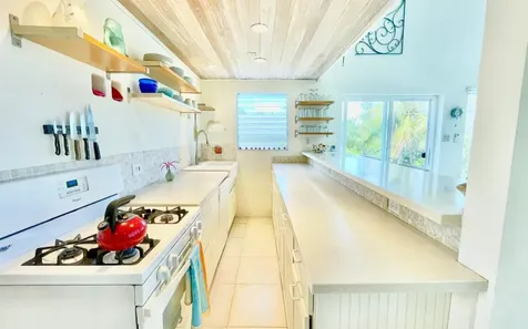 Rainbow Cottage Greenwood Cat Island BS