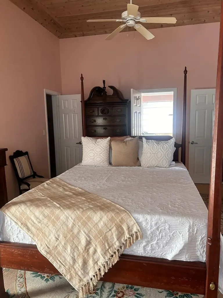 Doubloon Road Grand Bahama Freeport BS