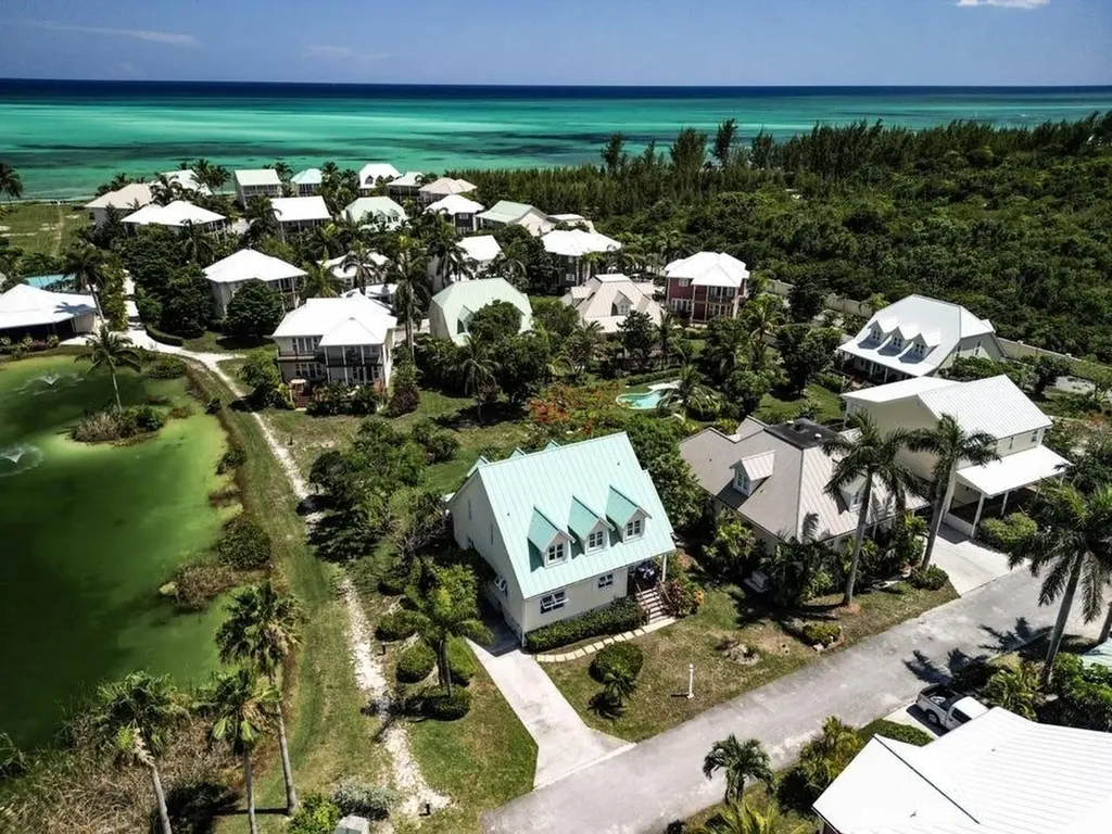 Doubloon Road Grand Bahama Freeport BS