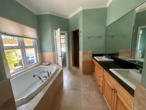 Doubloon Roadd 62 Grand Bahama Freeport BS