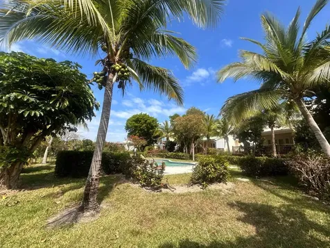 Doubloon Road Grand Bahama Freeport BS