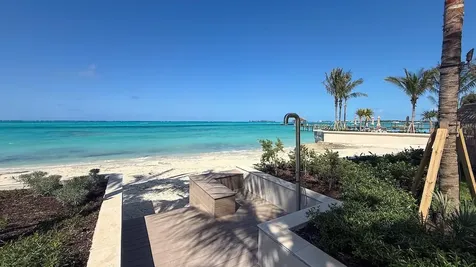 Penthouse 2, Aqualina New Providence Paradise Island BS