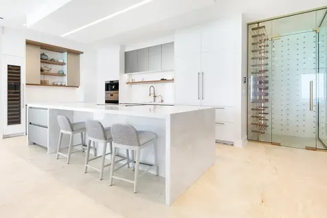 Penthouse 2, Aqualina New Providence Paradise Island BS