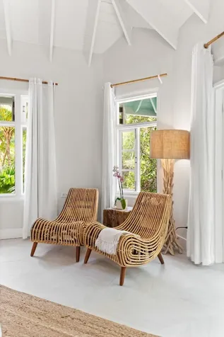 Driftwood. Andros BS