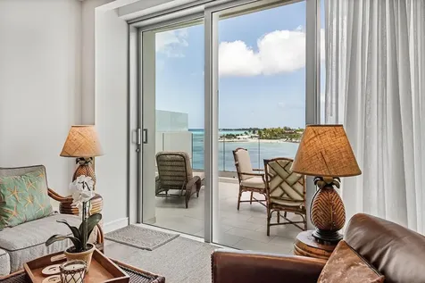 Goldwynn New Providence Paradise Island BS