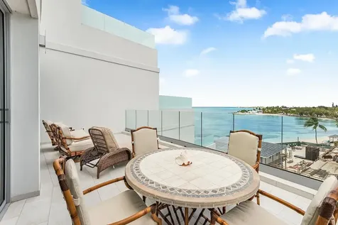 Goldwynn New Providence Paradise Island BS