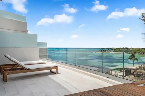 Goldwynn New Providence Paradise Island BS