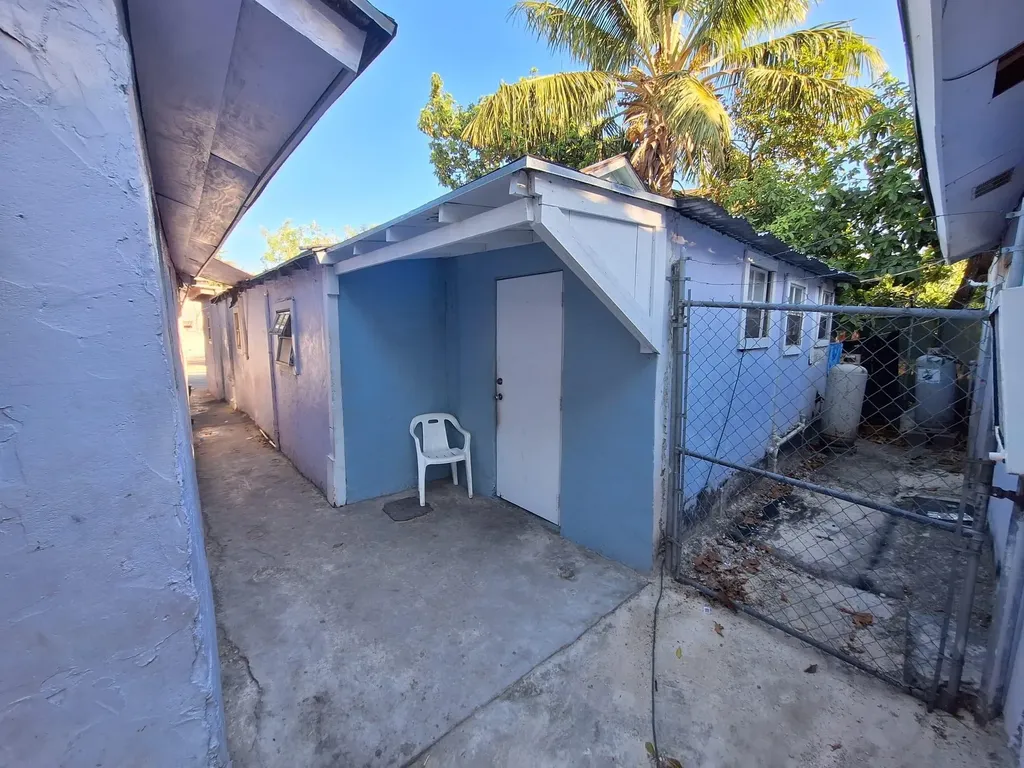 Peardale New Providence New Providence Paradise Island BS