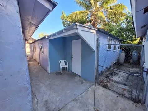 Peardale New Providence New Providence Paradise Island BS