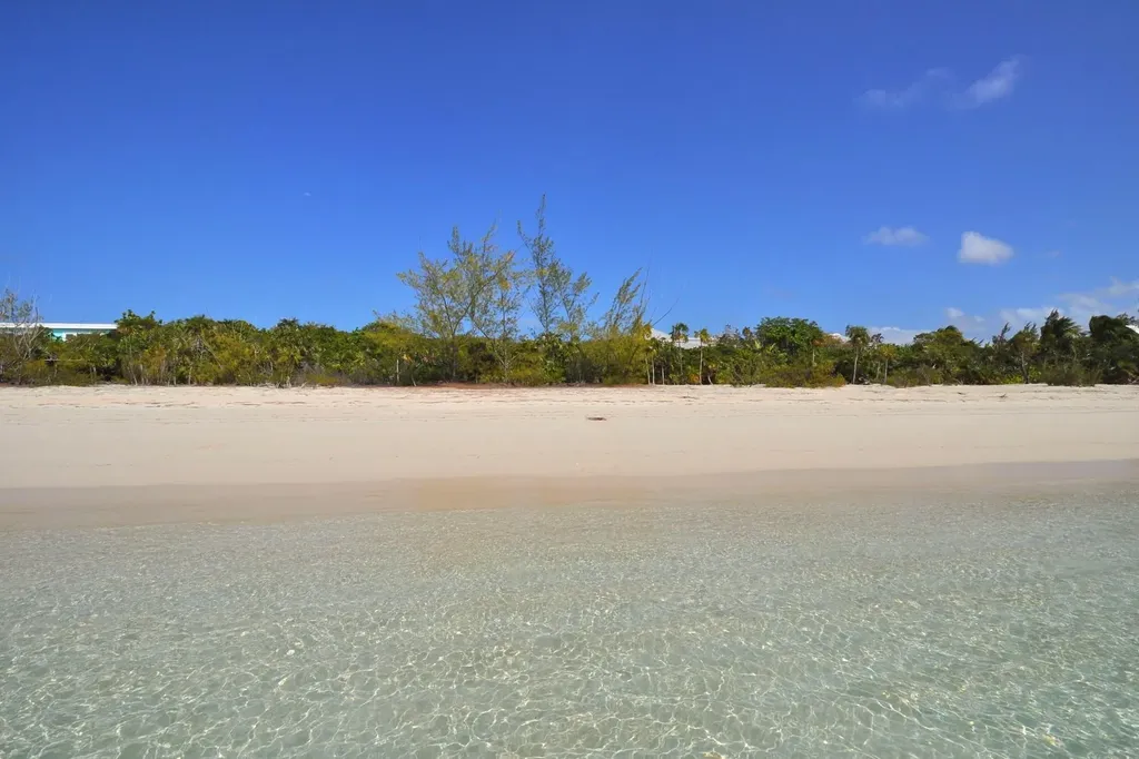 Beachfront Lot Cat Island BS