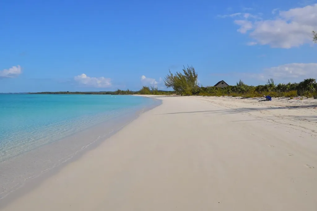 Beachfront Lot Cat Island BS