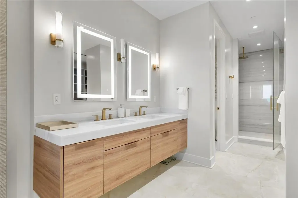 Aqualina New Providence Paradise Island BS