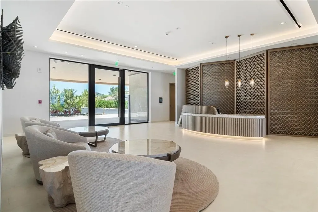 Aqualina New Providence Paradise Island BS