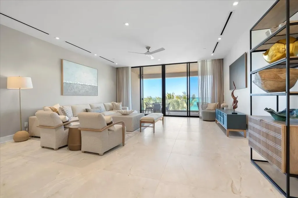 Aqualina New Providence Paradise Island BS