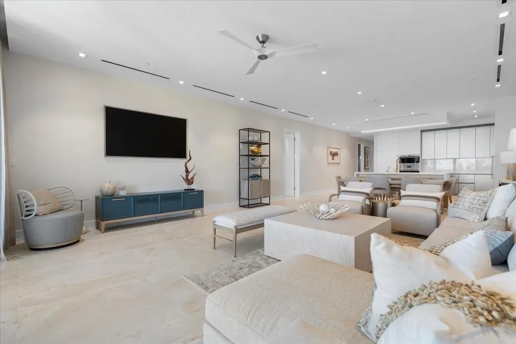 Aqualina New Providence Paradise Island BS