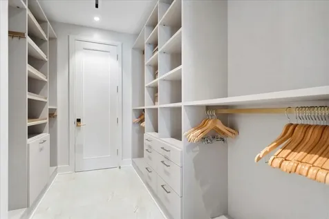 Aqualina New Providence Paradise Island BS