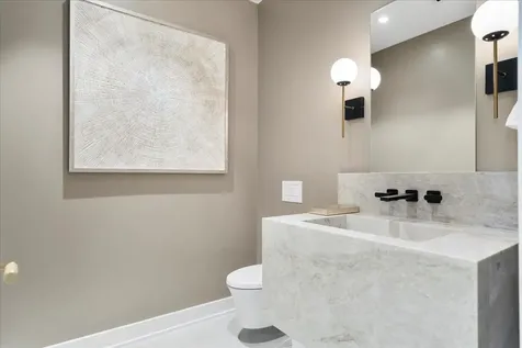 Aqualina New Providence Paradise Island BS