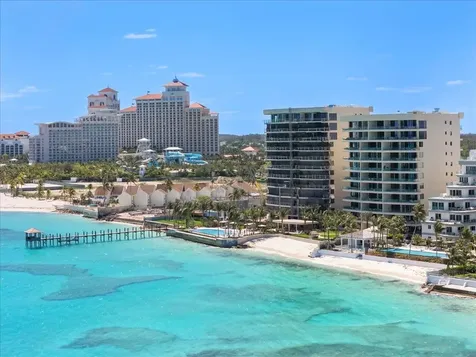 Aqualina New Providence Paradise Island BS