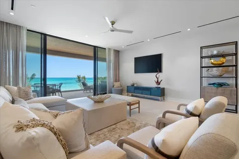 Aqualina New Providence Paradise Island BS