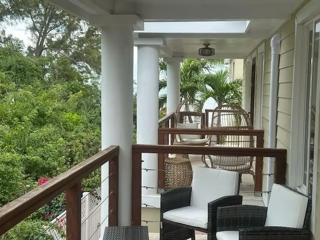 Coral Harbour New Providence Paradise Island BS