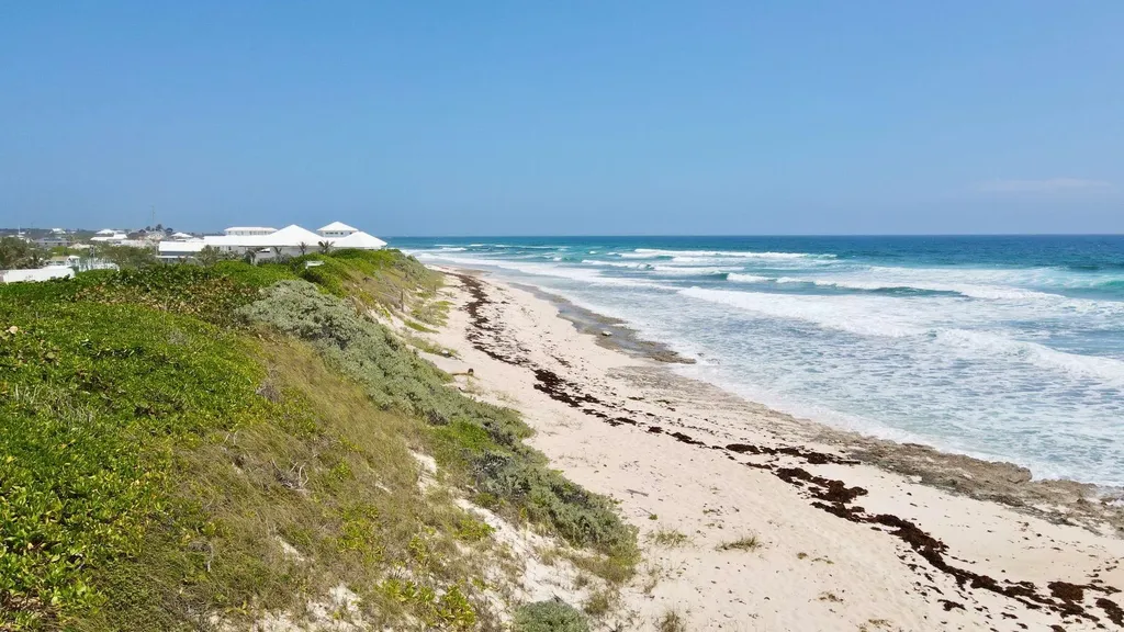 Lot 24, White Sound Abaco BS