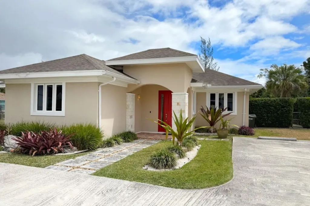 Charlotteville 26 New Providence Paradise Island BS