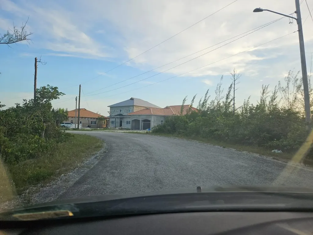 Heybridge Drive 9 Grand Bahama Freeport BS