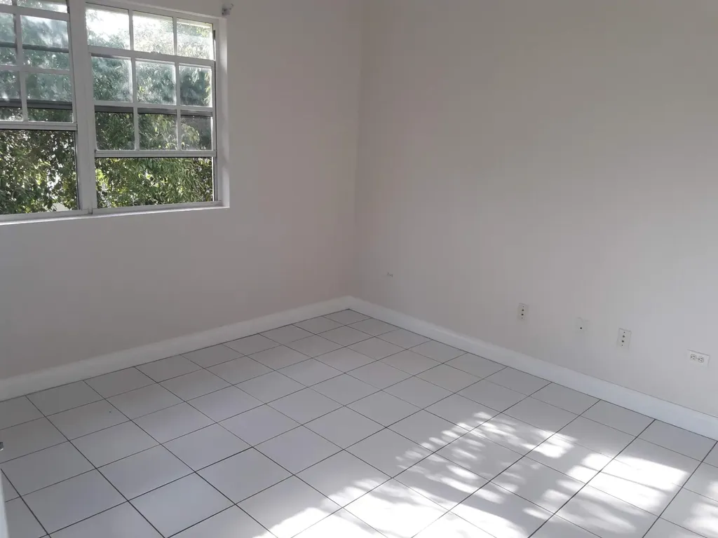 Dew Gardens, Cowpen Road New Providence Paradise Island BS