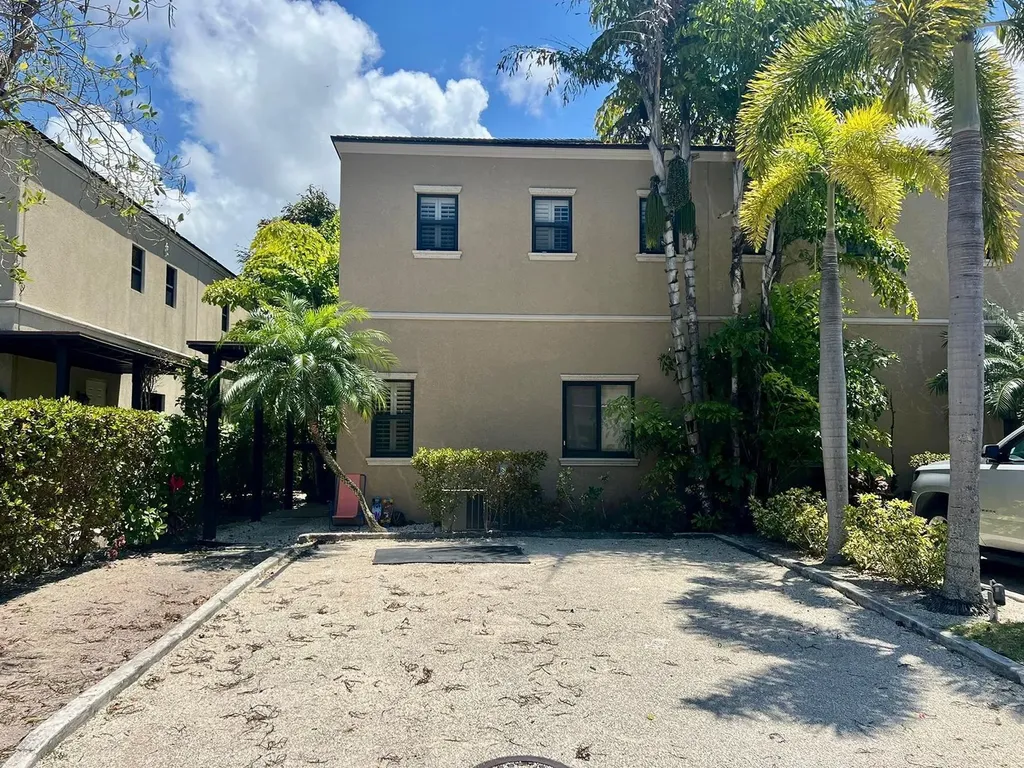 Turnberry, Charlotteville New Providence Paradise Island BS