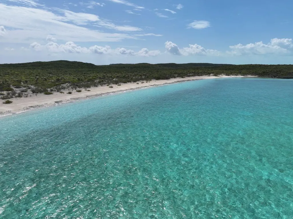 1 Acre Farmer's Cay, Exuma Exuma BS