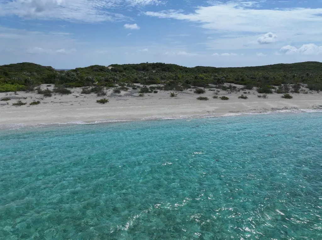 20 Acres Farmer's Cay Exuma BS