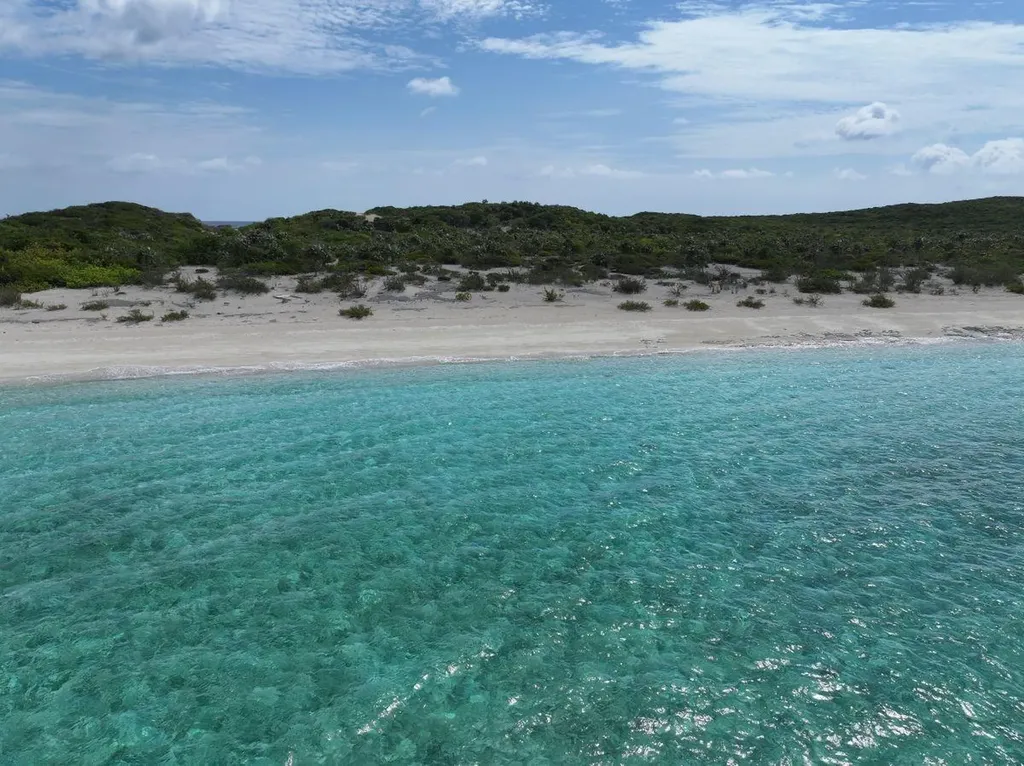 20 Acres Farmer's Cay Exuma BS