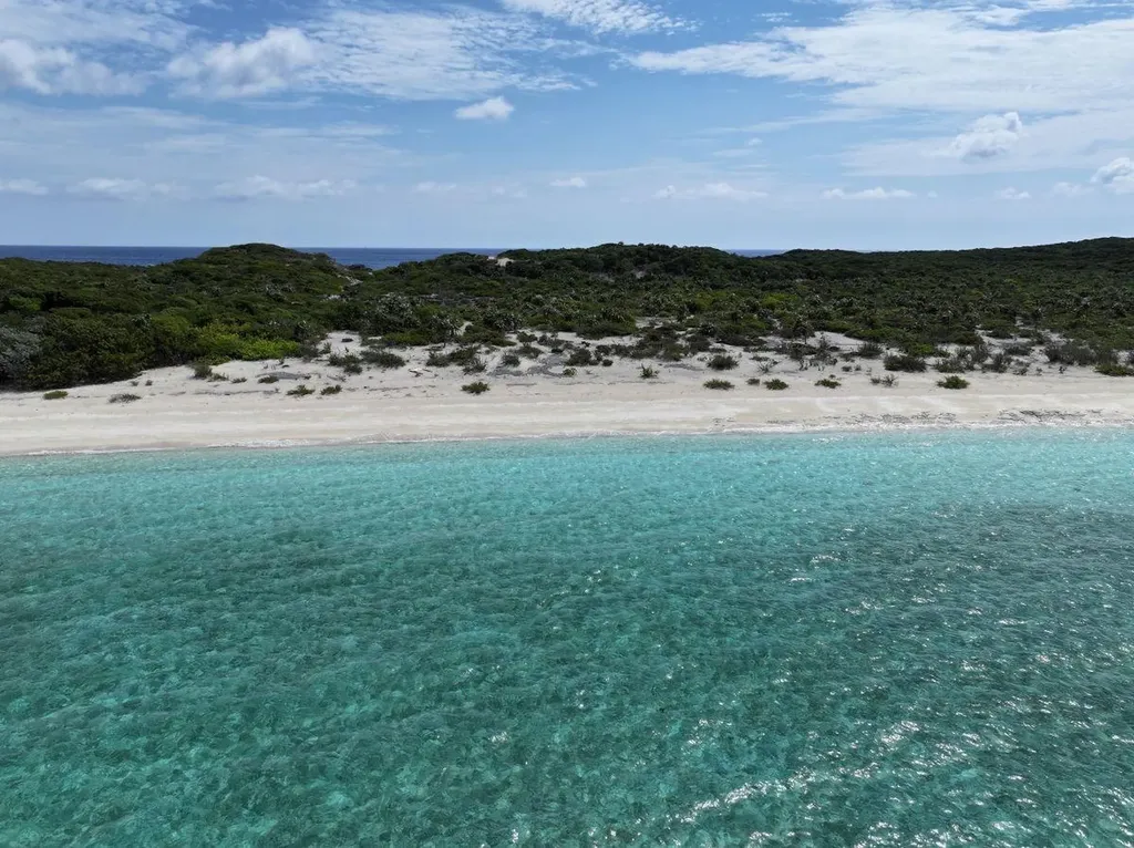 20 Acres Farmer's Cay Exuma BS