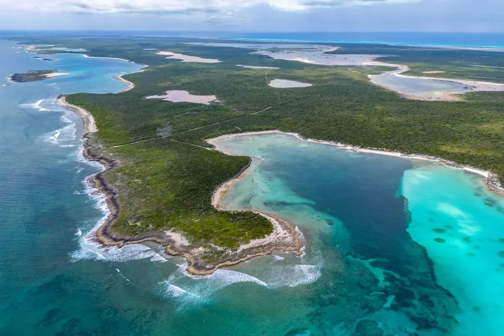 Little Harbour Acreage Long Island BS