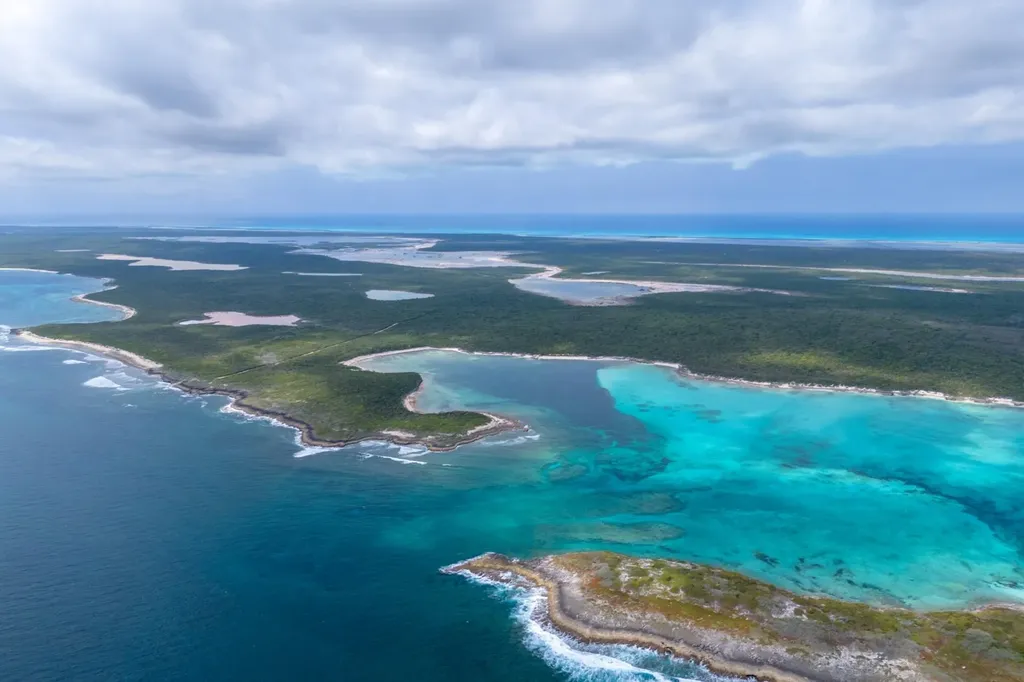 Little Harbour Acreage Long Island BS