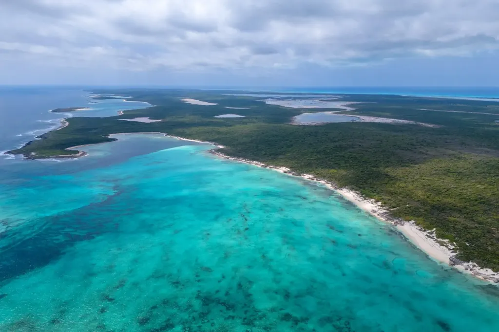 Little Harbour Acreage Long Island BS