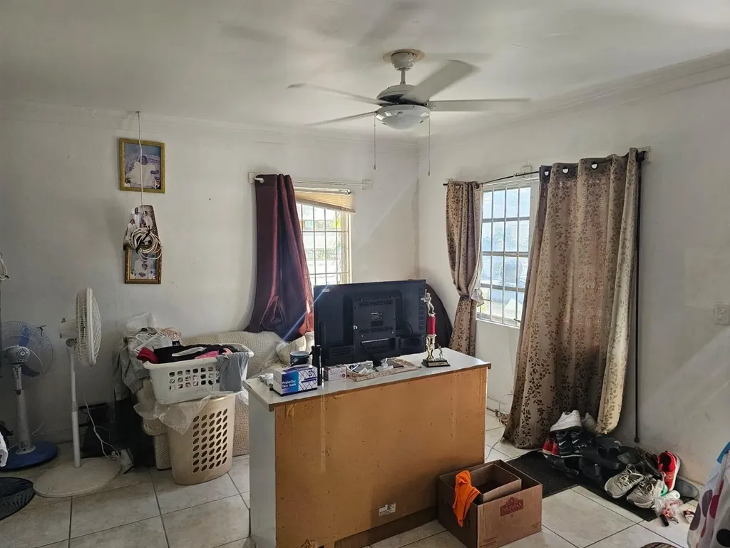 Queen's Park Subdivision 10 New Providence Paradise Island BS